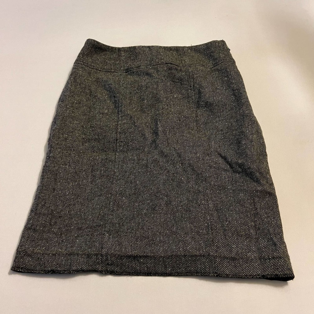 5/ $25  Banana Republic Black white wool stretch Pencil Skirt 6